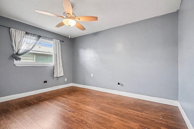 Building Photo - 512 Dijon Dr