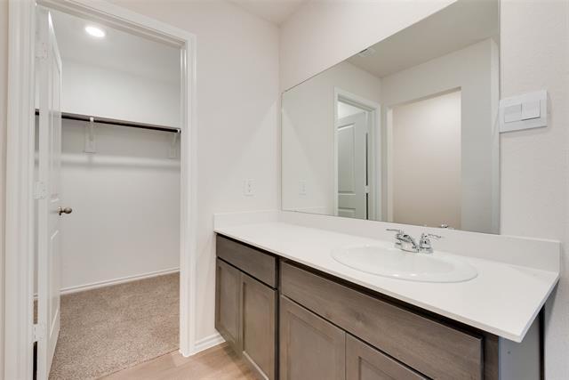 Building Photo - 3307 Watterson Wy