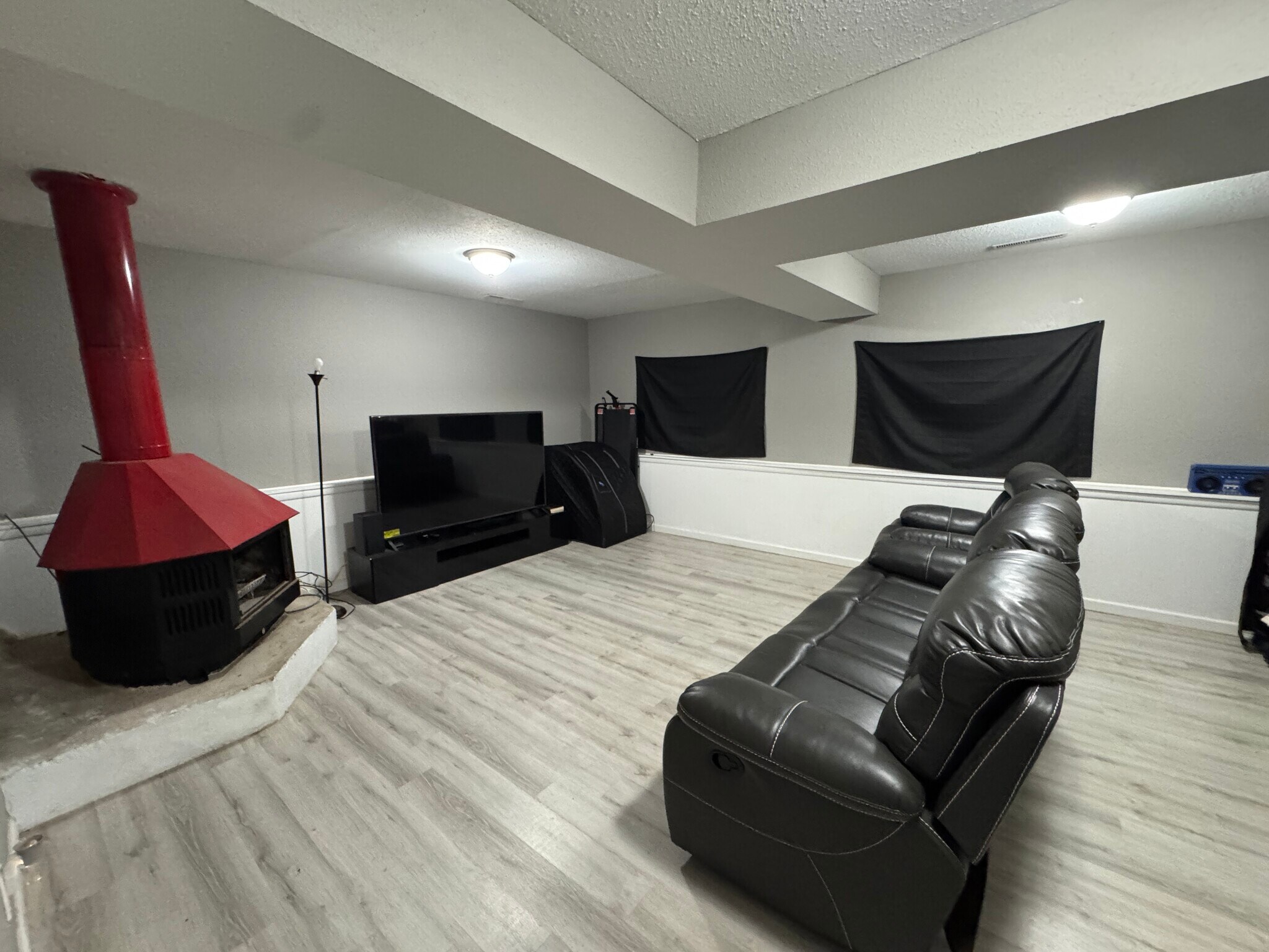 Building Photo - 3122 Moonbeam Cir S