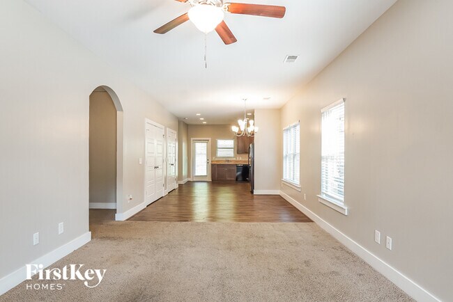 Building Photo - 5576 Park Side Rd