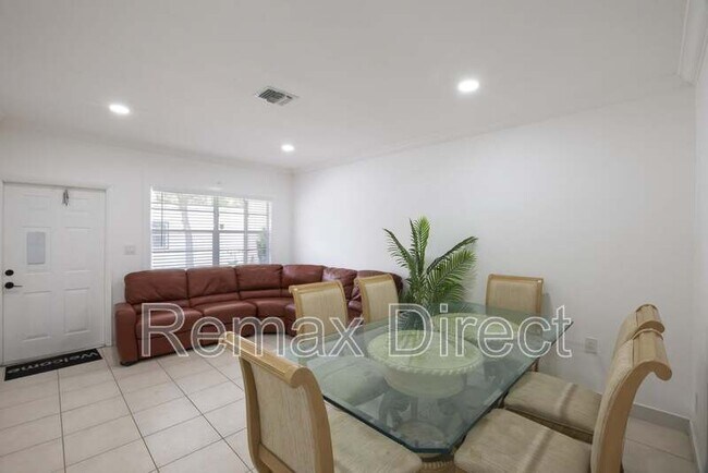 Building Photo - 4591 Purdy Ln