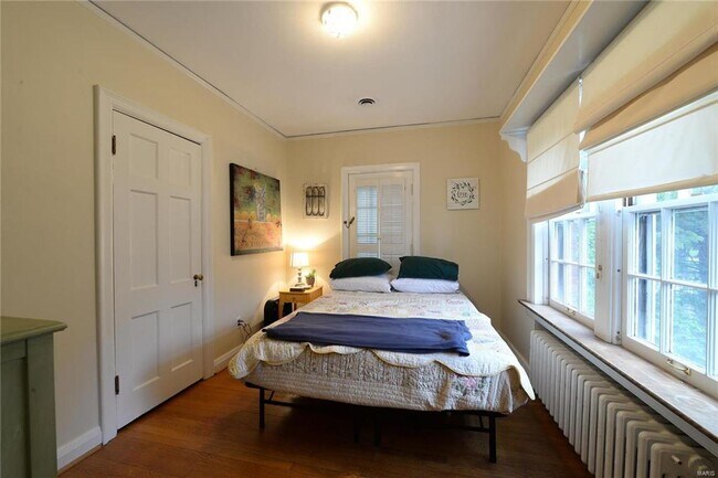 Building Photo - 31 Algonquin Wood