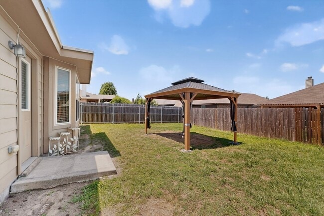 Building Photo - 416 Prescott Ln