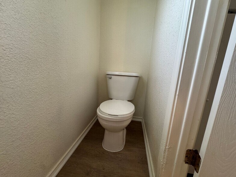 Building Photo - 4405 Abigail Dr