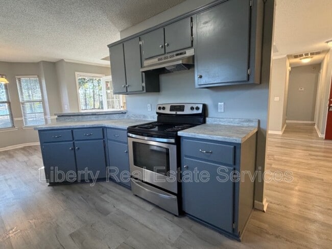 Building Photo - 124 Wayfair Ln