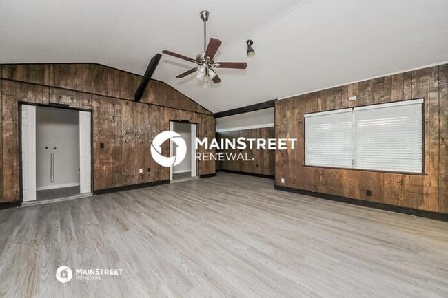 Building Photo - 3 Bedroom Pet-Friendly Home in Winter Park...