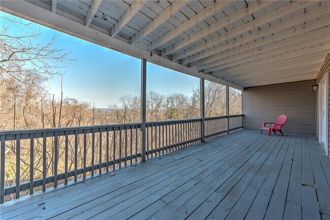 Building Photo - 14804 Dutchmans Dr