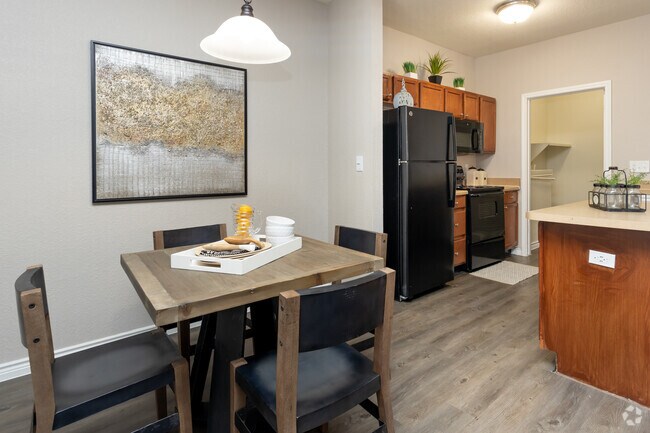 2BR, 2BA - 1012SF - Nova North Apartments