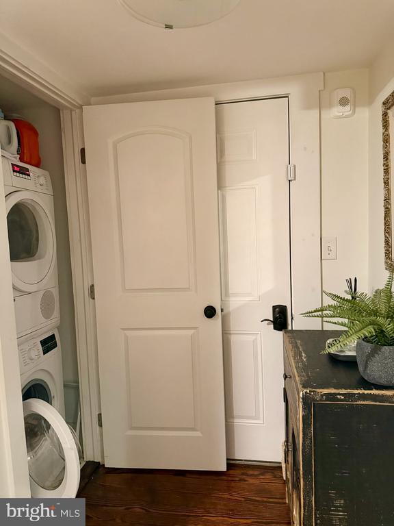 Building Photo - 126 N 3rd St