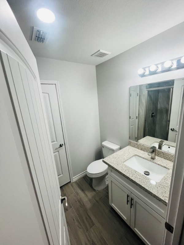 Building Photo - 1810 Atrium Pl Dr