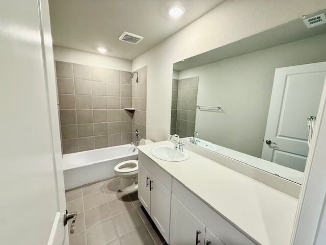 Building Photo - 2288 Clf Spgs Dr