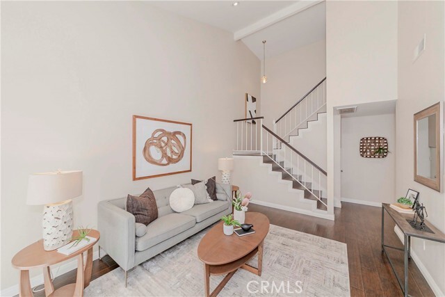 Building Photo - 2422 Coventry Cir