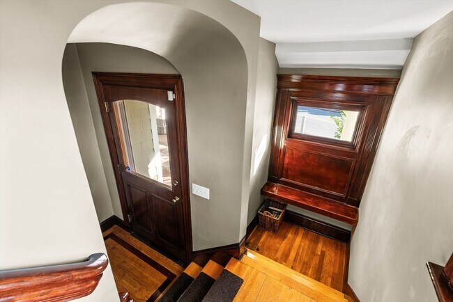 Building Photo - 101 Beach St