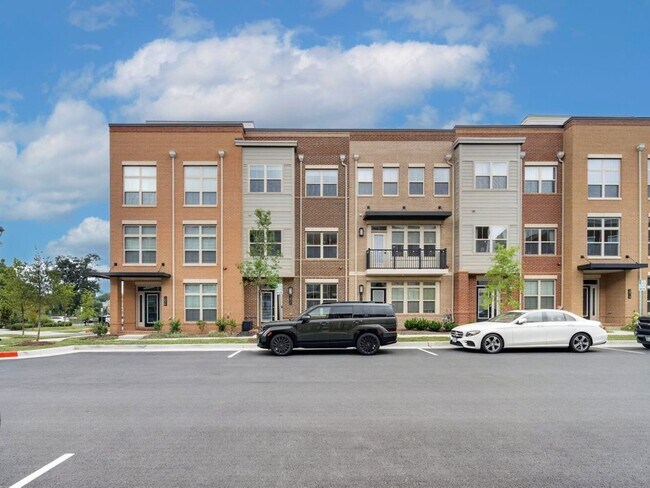 Building Photo - 3824 Tussica Wy