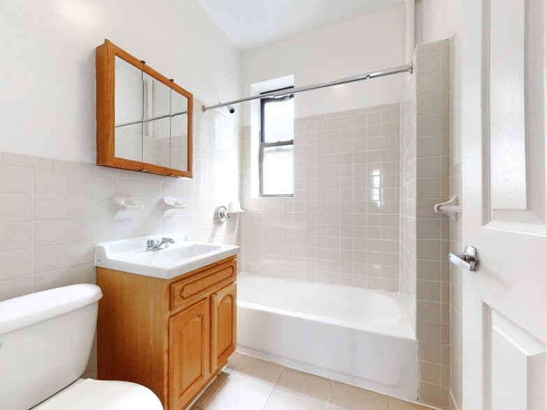 Building Photo - West 140th Street