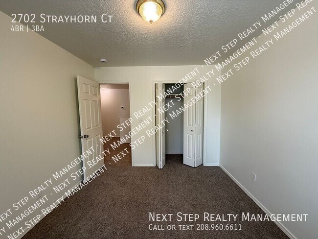 Building Photo - 2702 Strayhorn Ct