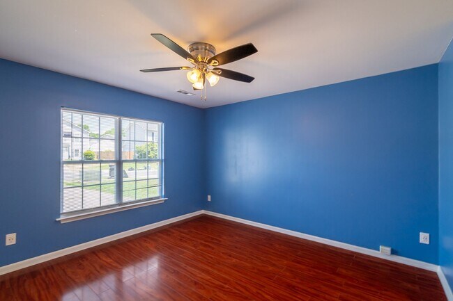 Building Photo - 1053 Brianna Way