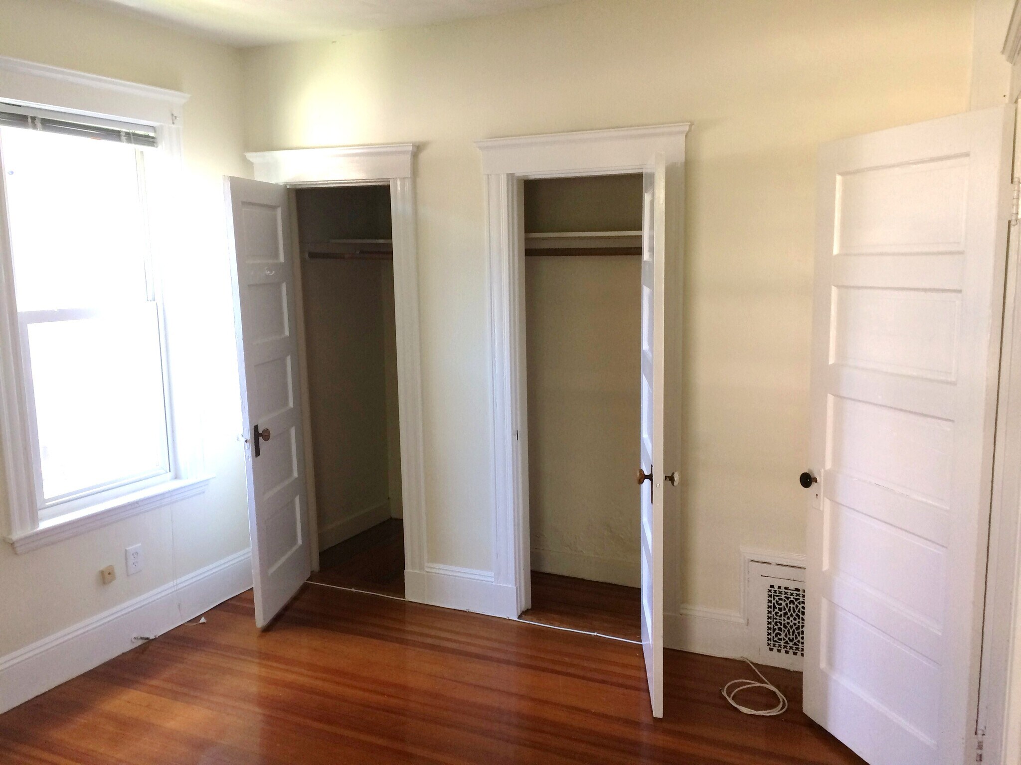 Building Photo - 38 Saint Margaret St