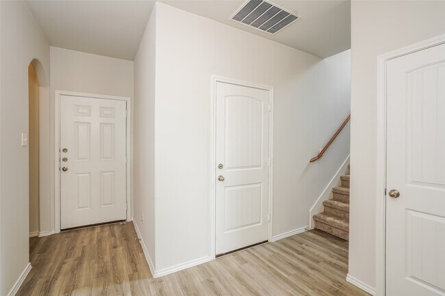 Building Photo - 4831 Giant Sequoia Way