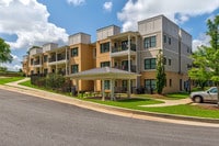 Building Photo - Silver Lakes