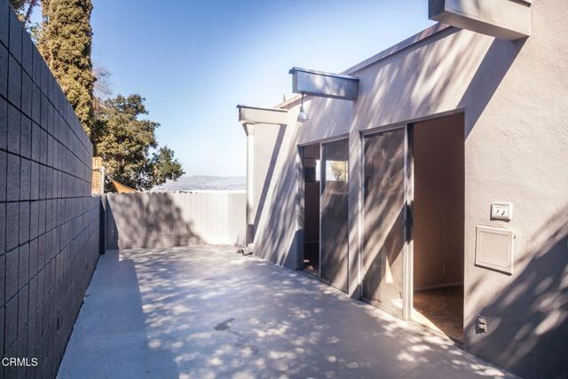 Building Photo - 6827 Pacific View Dr