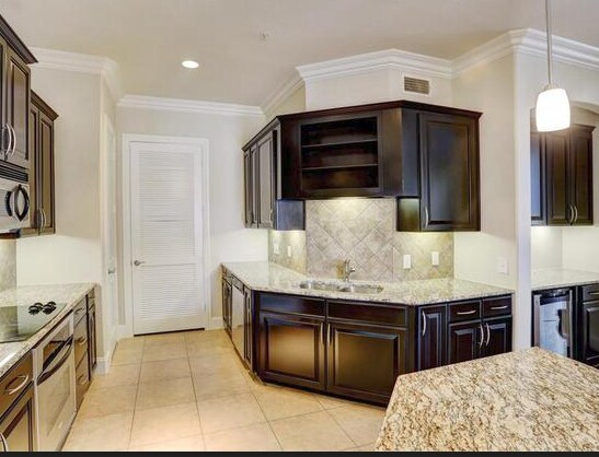 Building Photo - 2120 Kipling-201.2