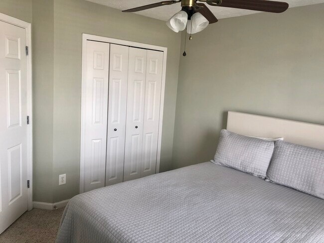 Building Photo - 7277 Charlotte Pike