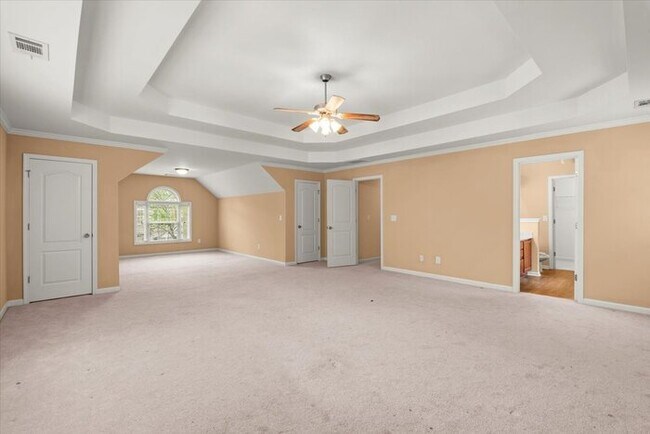 Building Photo - 5 Bedroom in Buford. Great School