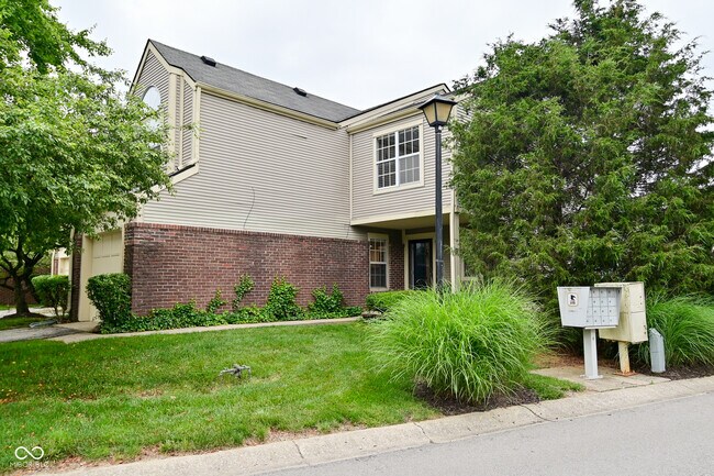 Primary Photo - 9477 Aberdare Dr