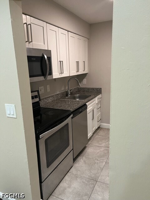 Building Photo - 4234 Pine Drop Ln