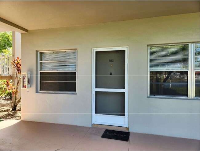 Building Photo - 55+ Community of Vista St. Lucie