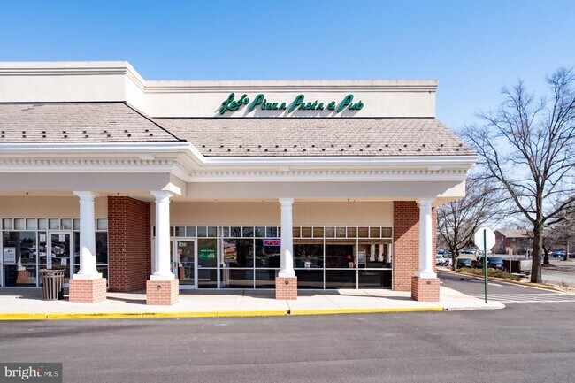 Building Photo - 6508 Berkshire Dr