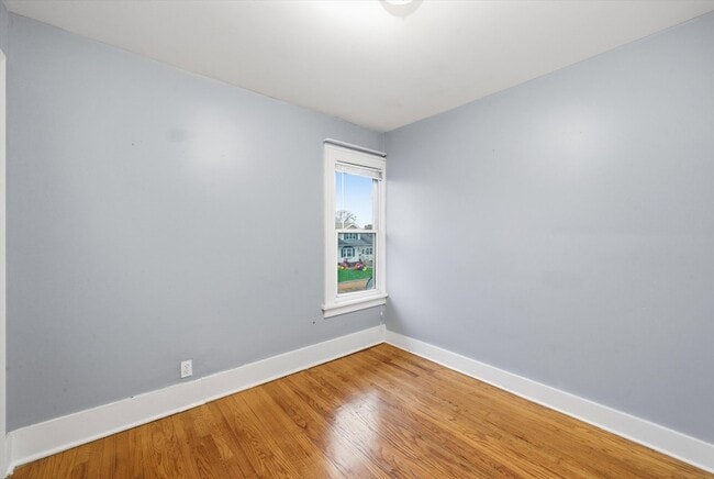 Building Photo - 18335 Sherman St