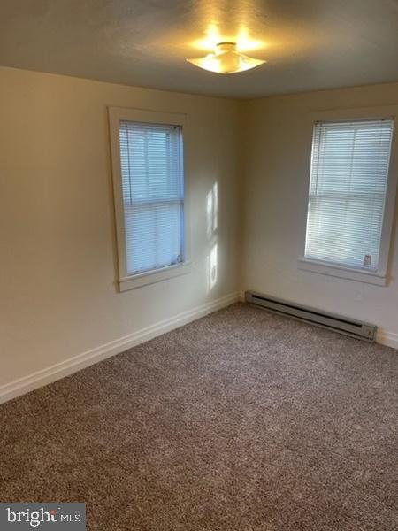 Building Photo - 12 W Main St