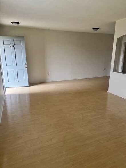 Building Photo - 4600 Parliament Dr