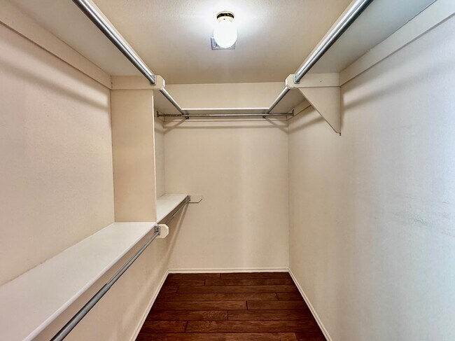 Building Photo - 16401 Osceola Trail