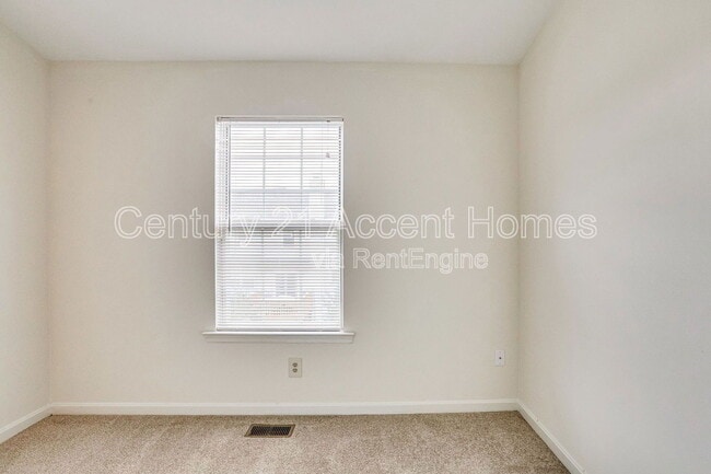 Building Photo - 6008 Keble Dr