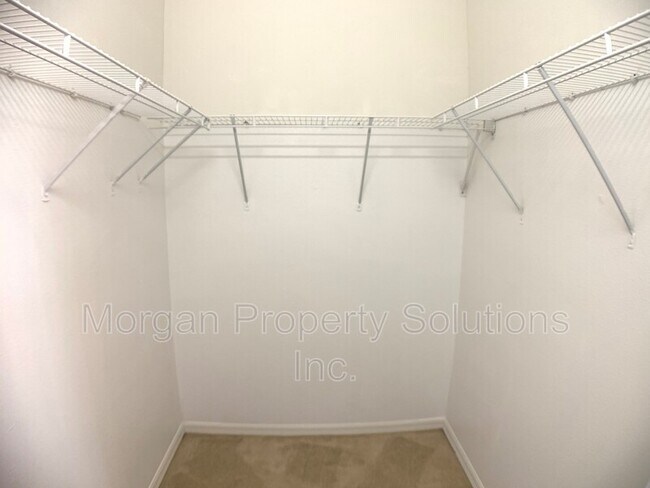 Building Photo - 3405 Great Pond Dr