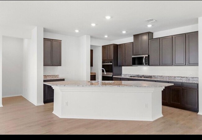 Building Photo - 3720 Cerino Ln