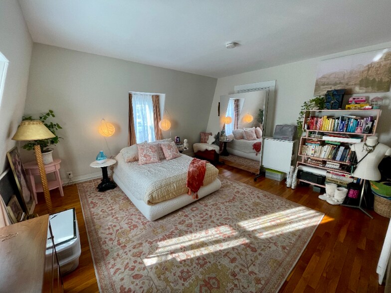 Building Photo - 36 Central Ave