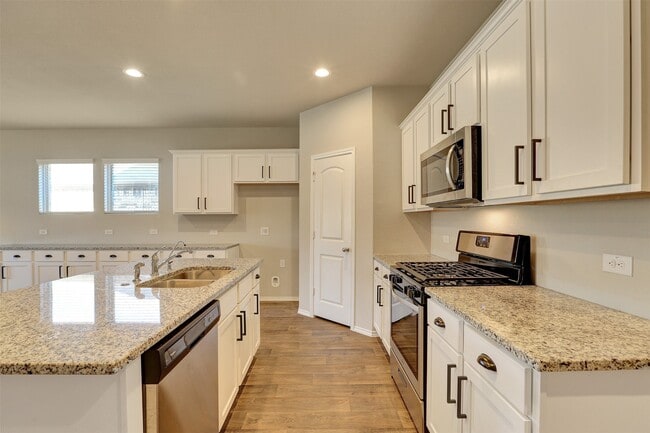 Building Photo - 13845 Rock Island Trl