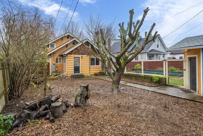 Building Photo - 4316 Park Ave. S