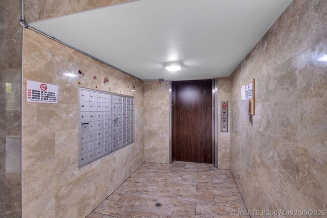 Building Photo - 12600 SW 5th Ct