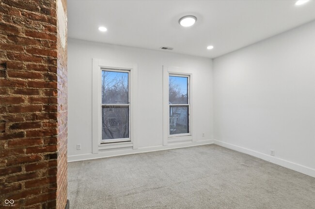 Building Photo - 1232 Keystone Ave