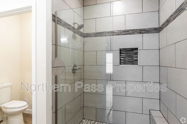 Building Photo - 9779 McCombs St