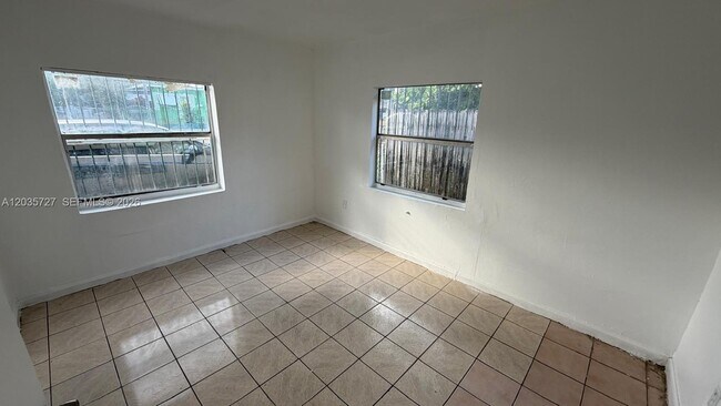 Building Photo - 6345 N Miami Ave