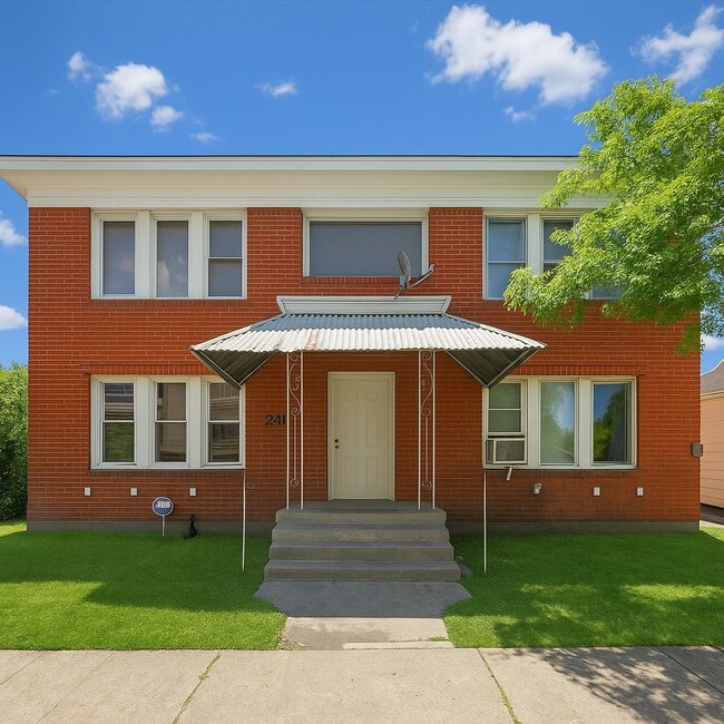 Building Photo - 2411 Dunlavy St