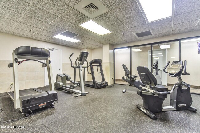 Building Photo - 3757 S Atlantic Ave