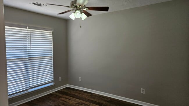 Building Photo - 310 Caldwell Cir