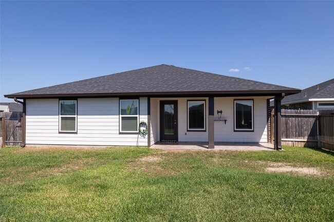 Building Photo - 3702 Sparkman Ln